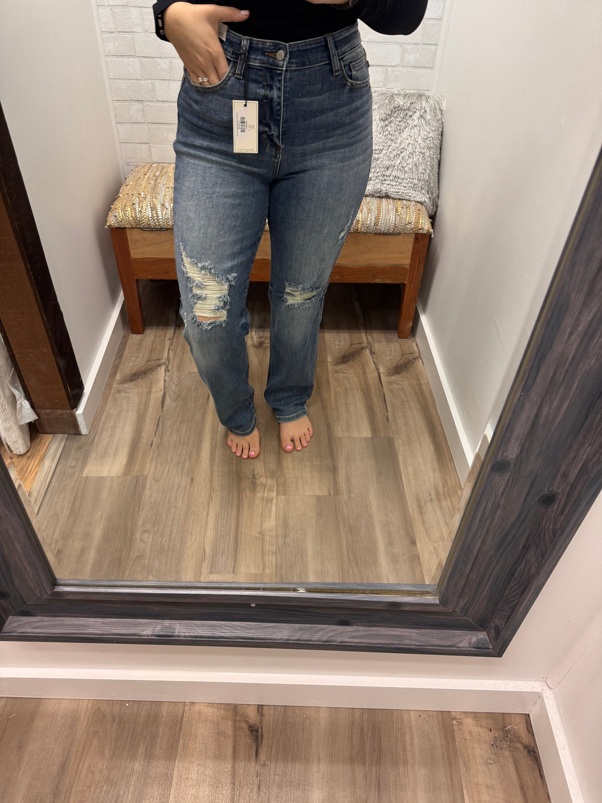 Ellie High Rise Distressed Dad Jeans