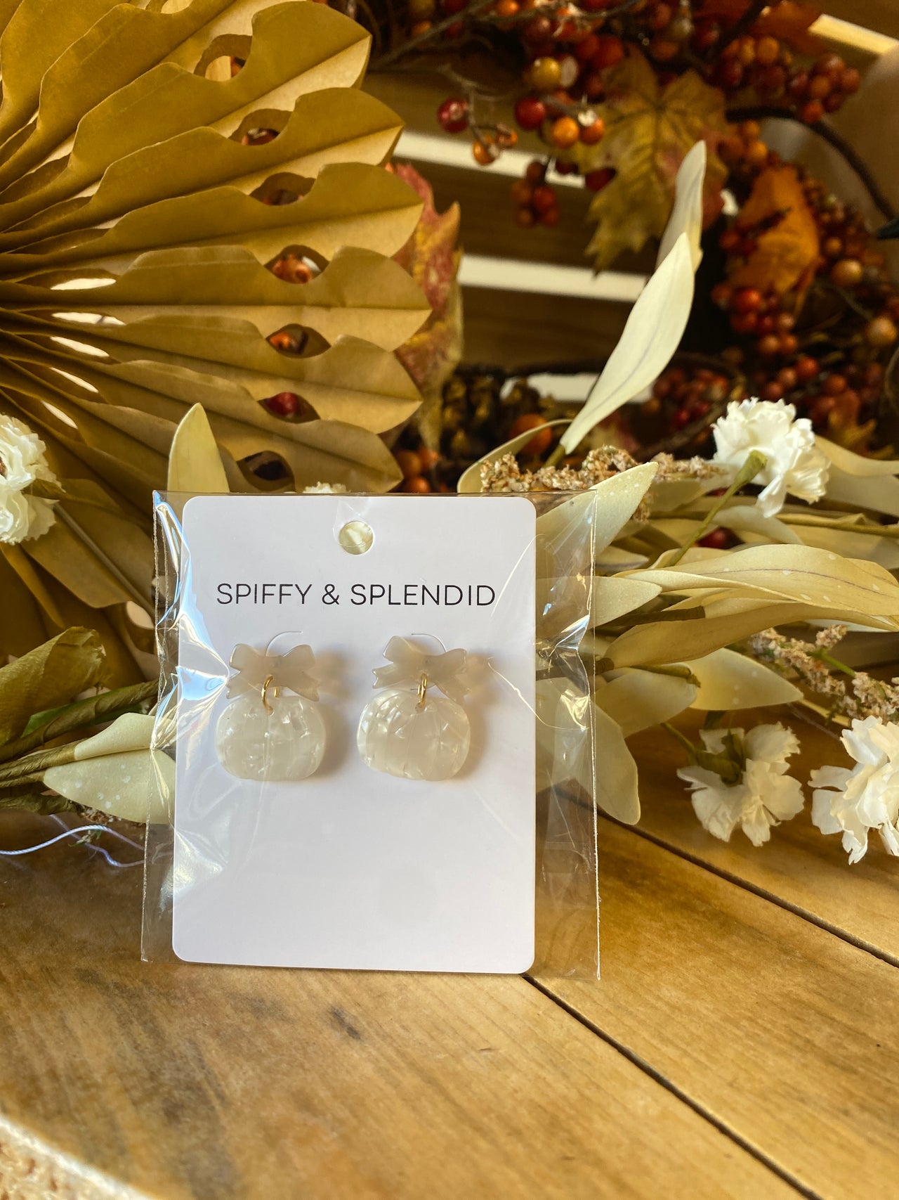 Bow Pumpkin Patch Earrings - Cashmere & Cream