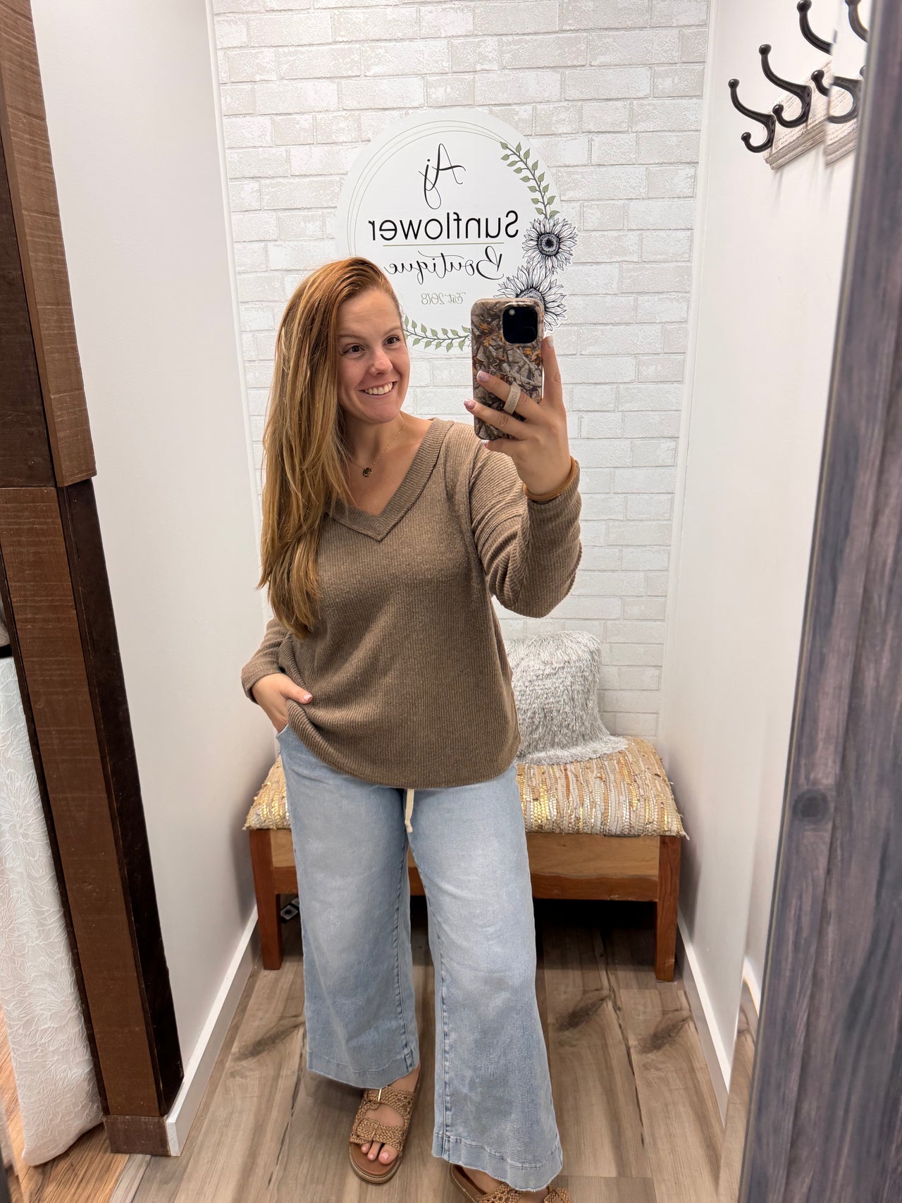 Autumn Essential Ribbed Sweater-Mocha