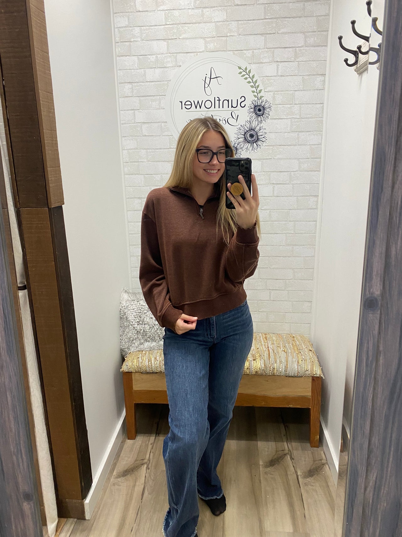 Vintage Vibes 1/4 Zip Sweatshirt-Mahogany