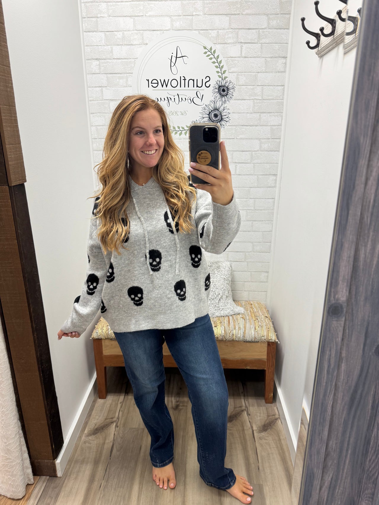 Hauntingly Cozy Skull Hoodie Black/Silver