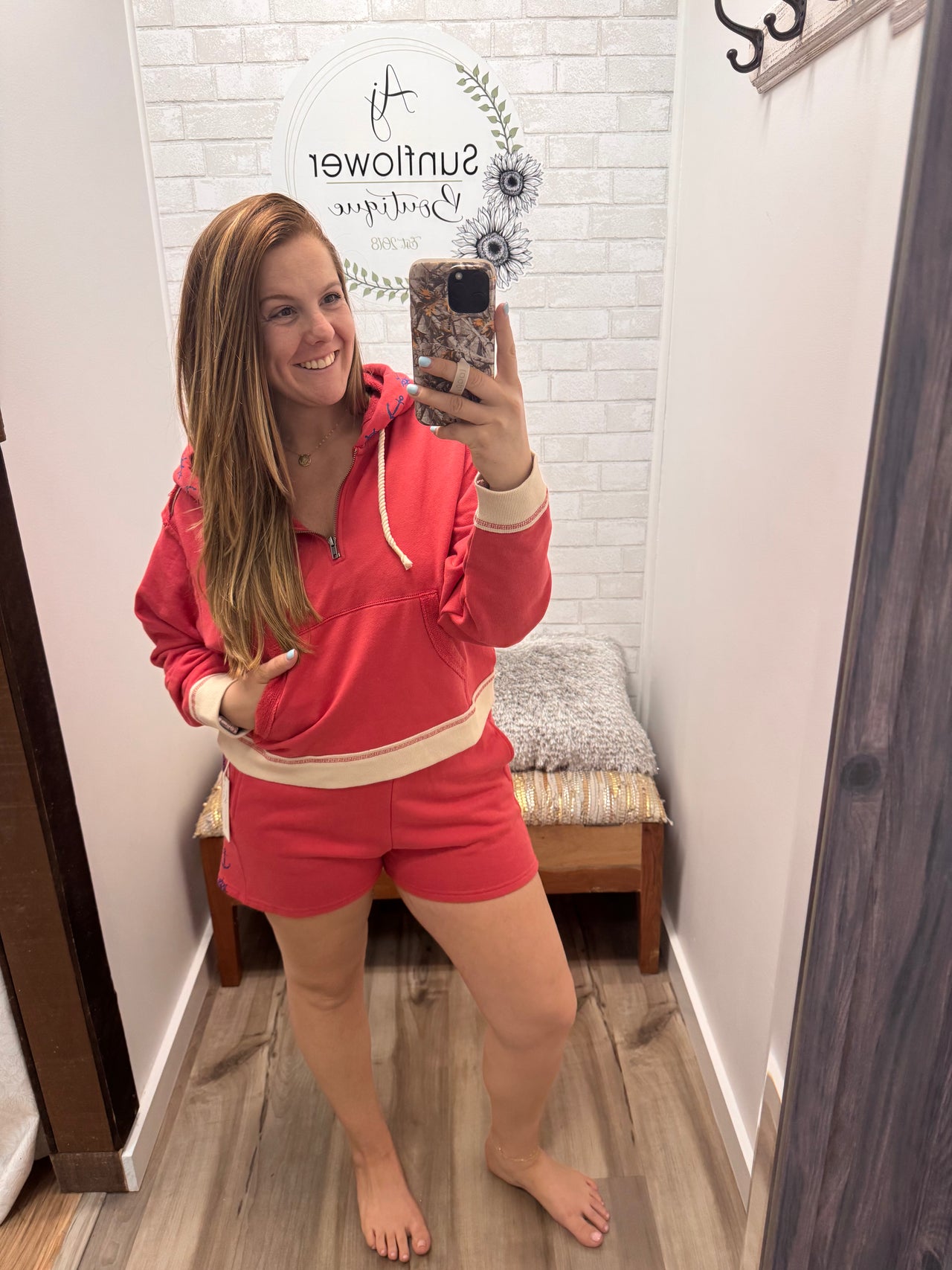 Americana Weekend Hoodie & Shorts